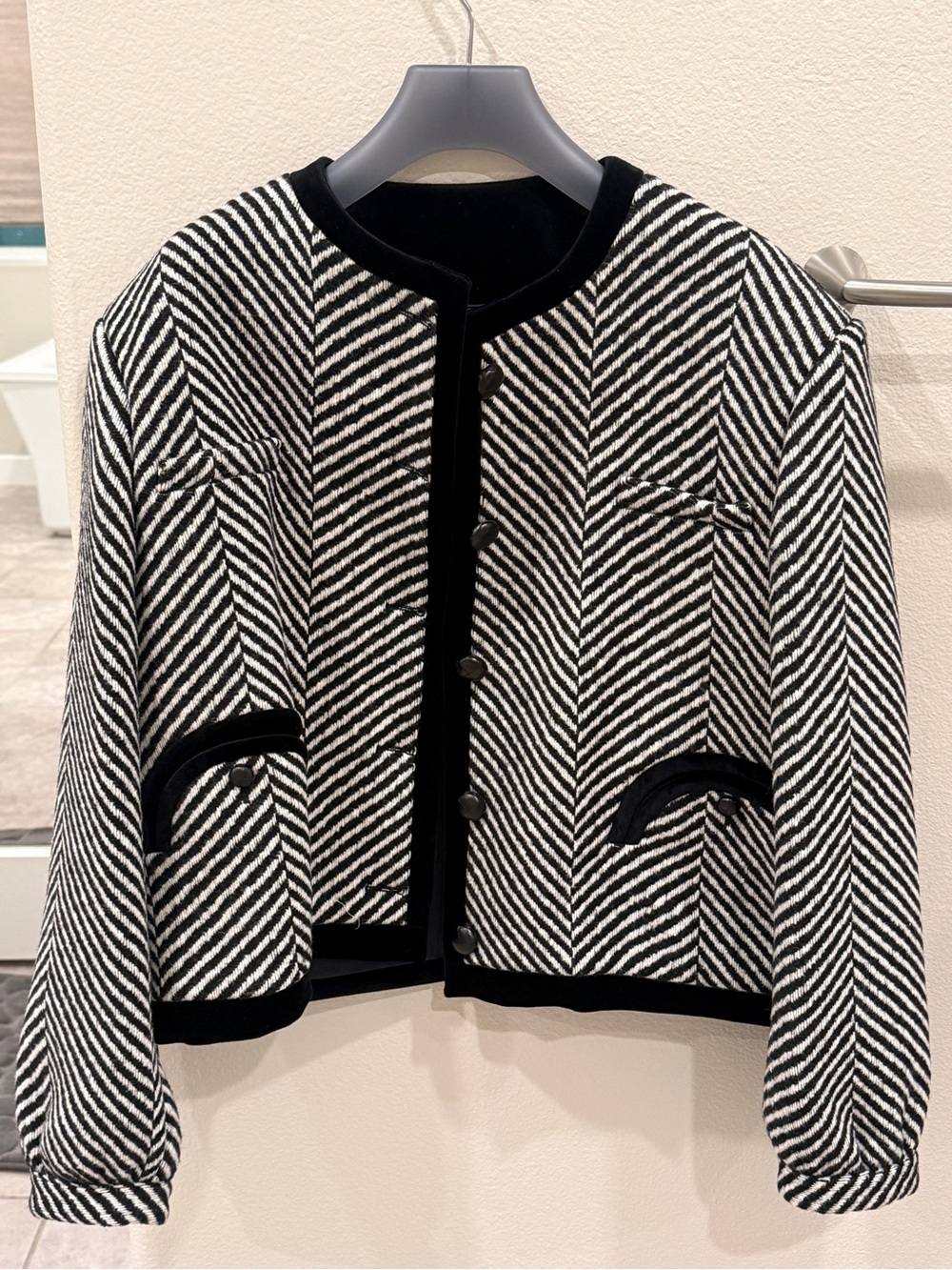 Black & White Chevron Tweed Jacket - Women's Blazer